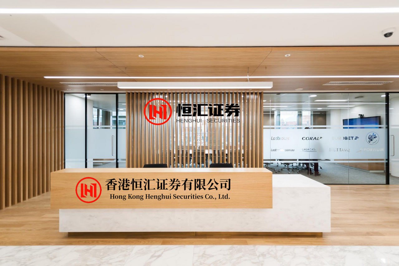 股鑫宝 杨德龙: 房地产新政带来利好消息 一二线城市核心区域房价有望企稳反弹